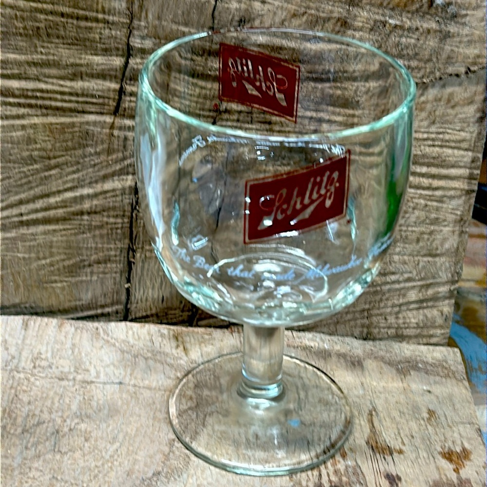 VTG SCHLITZ The Beer That Made Milwaukee Famous HEAVY GOBLET GLASS THUMBPRINT